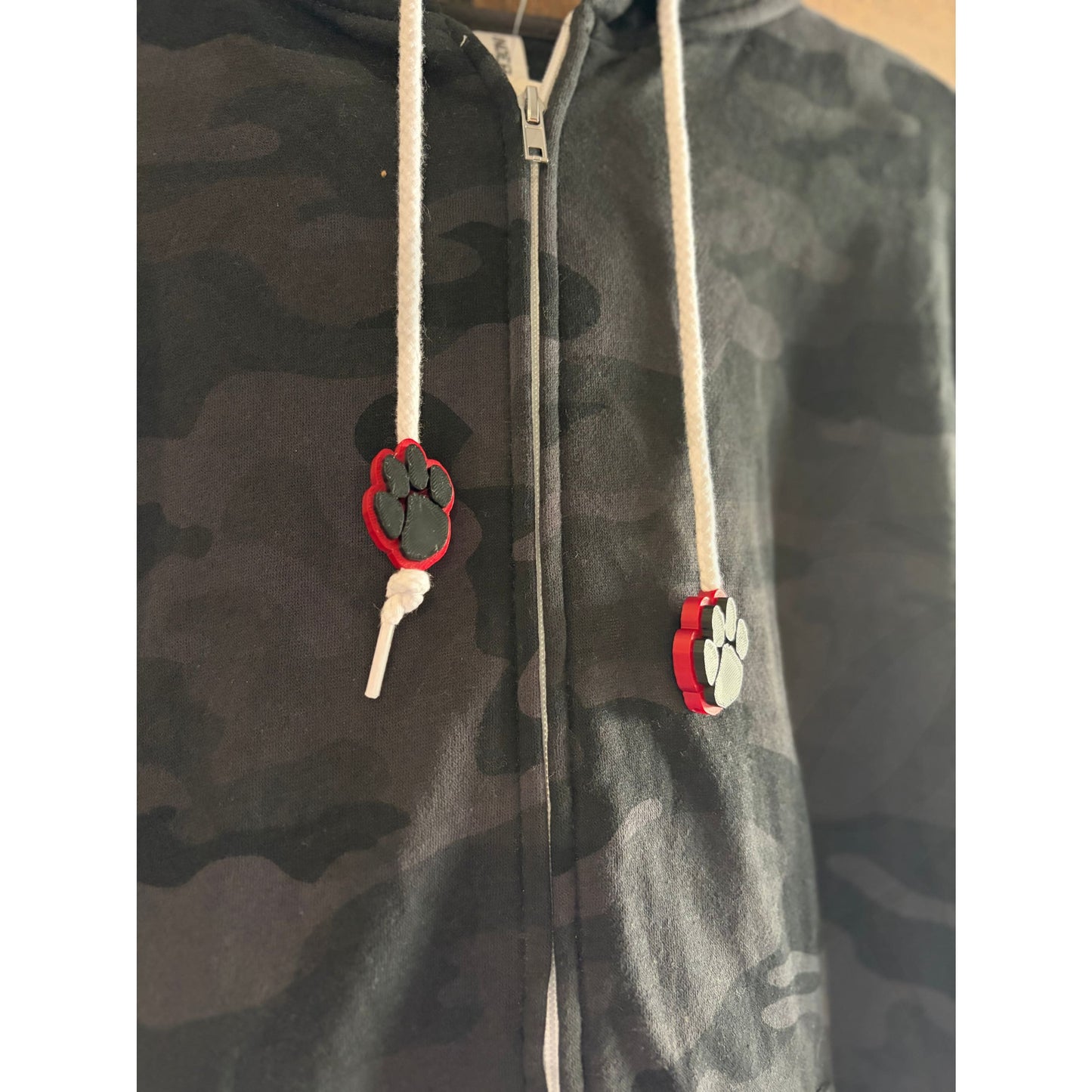 Mascot Hoodie Beads - Wildcats