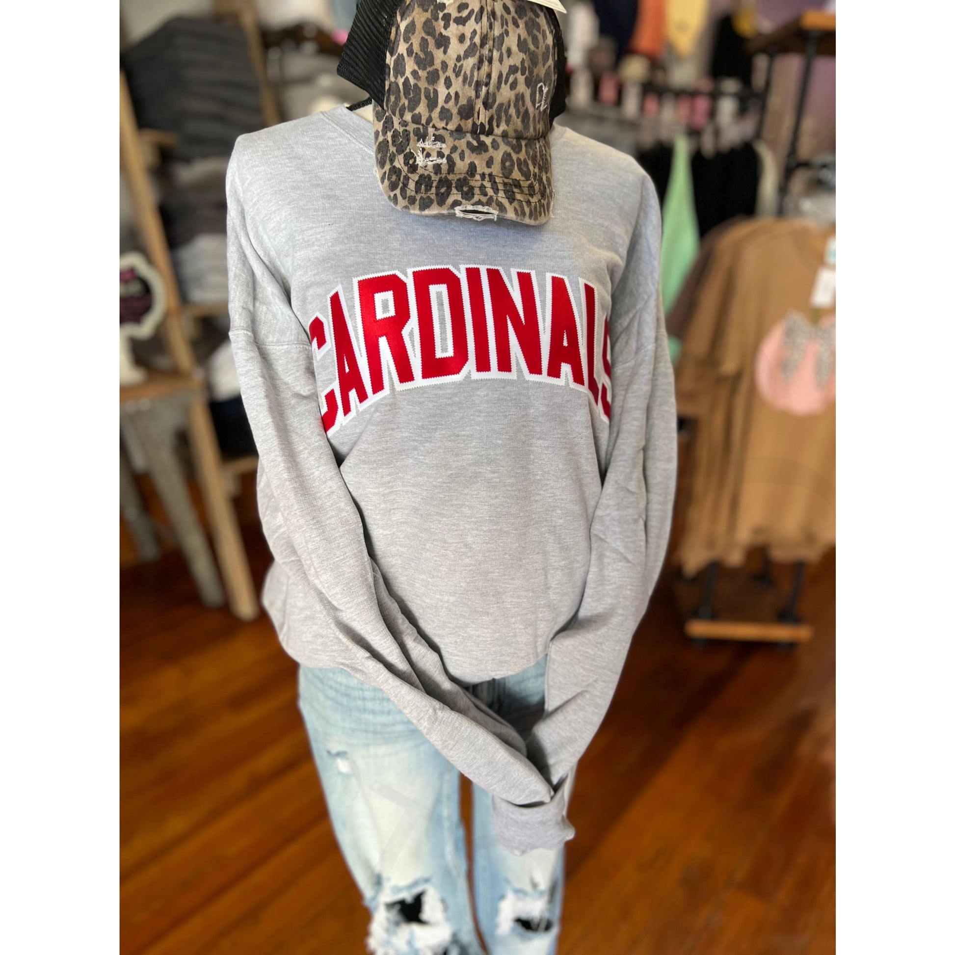 South Haven Cardinals Applique Crewneck - SM / Light Gray