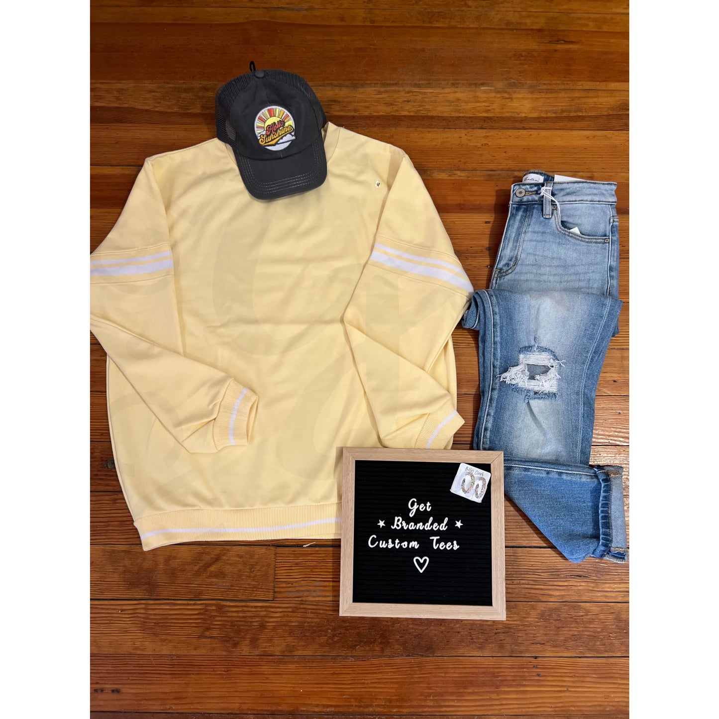 ’Sunray’ MV Sport Varsity Stripe Crew