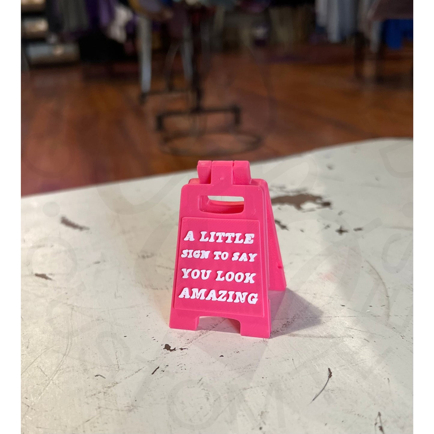You Look Amazing Mini Sign - Hot Pink