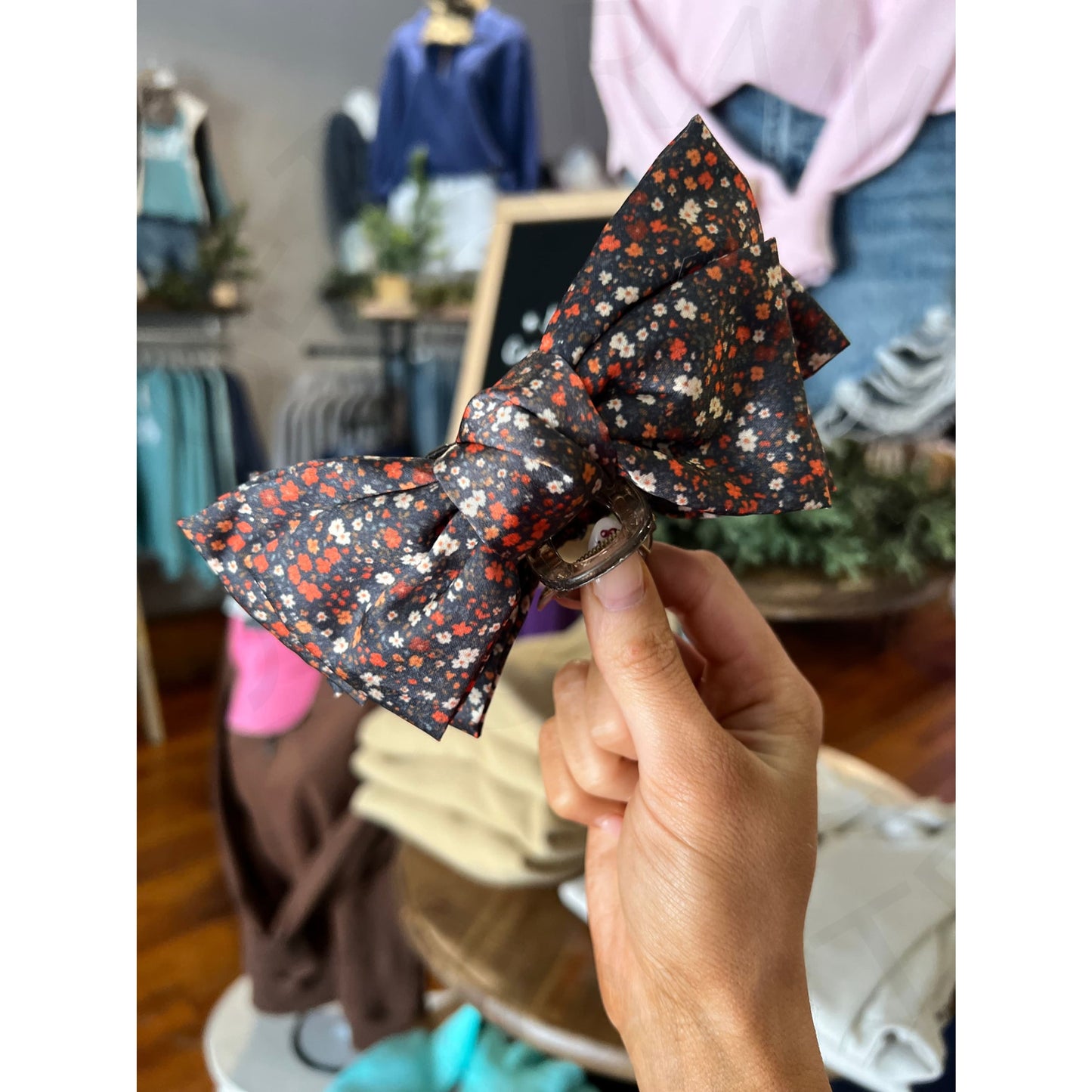 Big Mood Bow Clip - Black Floral