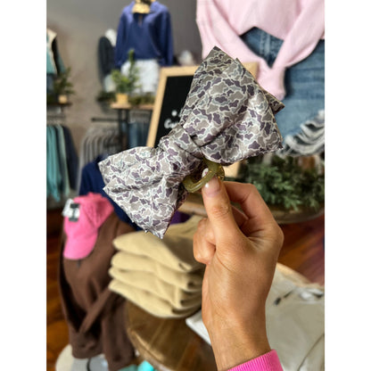 Big Mood Bow Clip - Camo