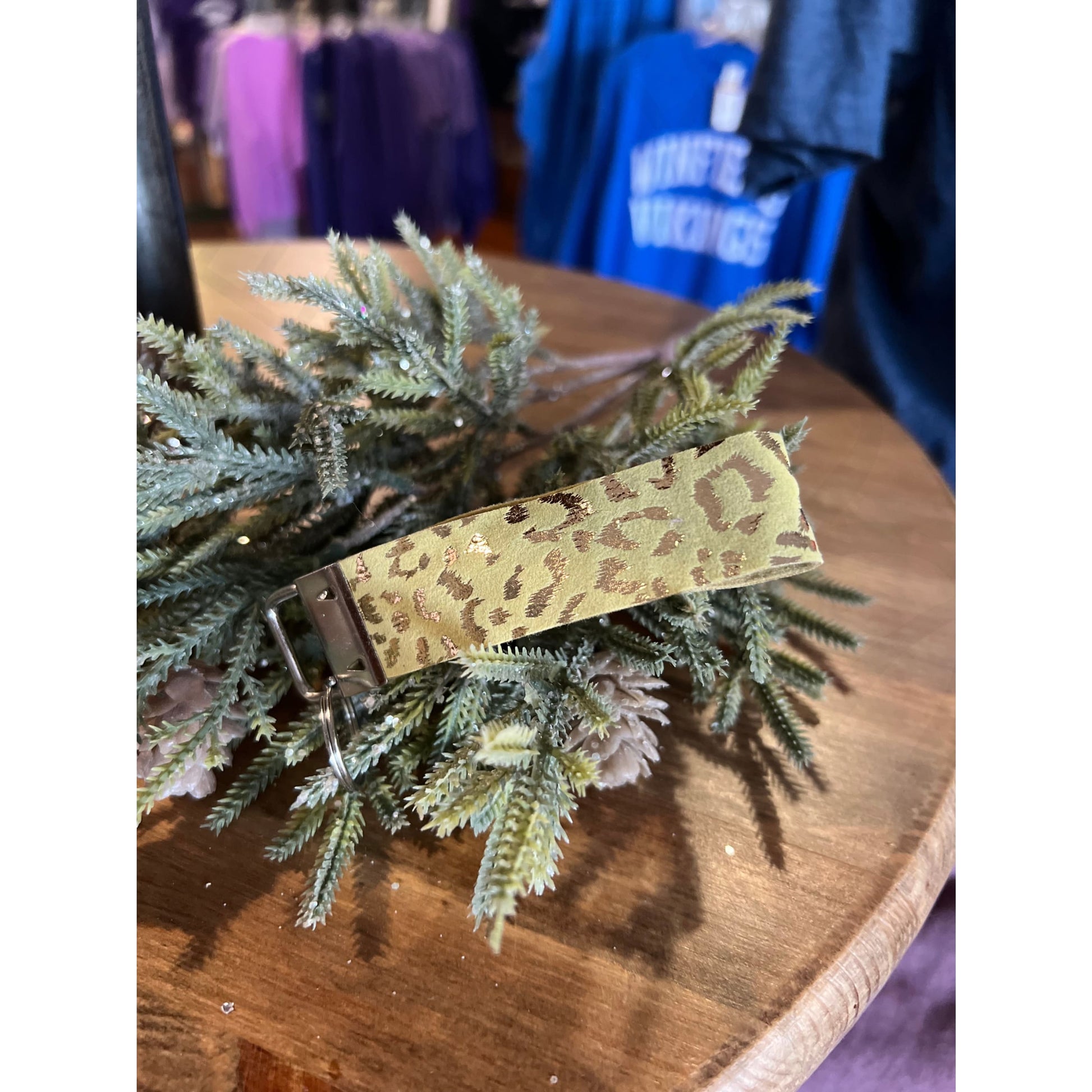 Leopard Print Wristlet Keychain - Avocado